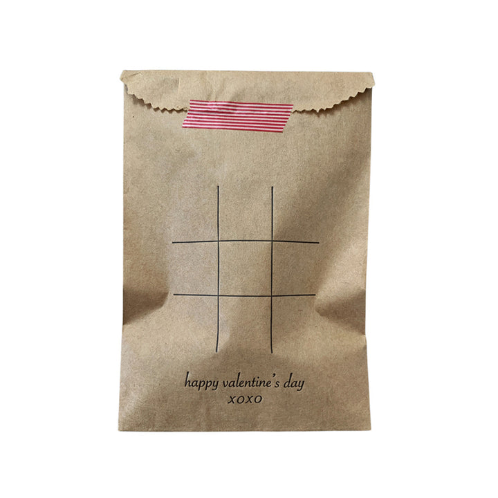 Tic-Tac-Toe Valentine With Gummy Candy, Yozo Studio