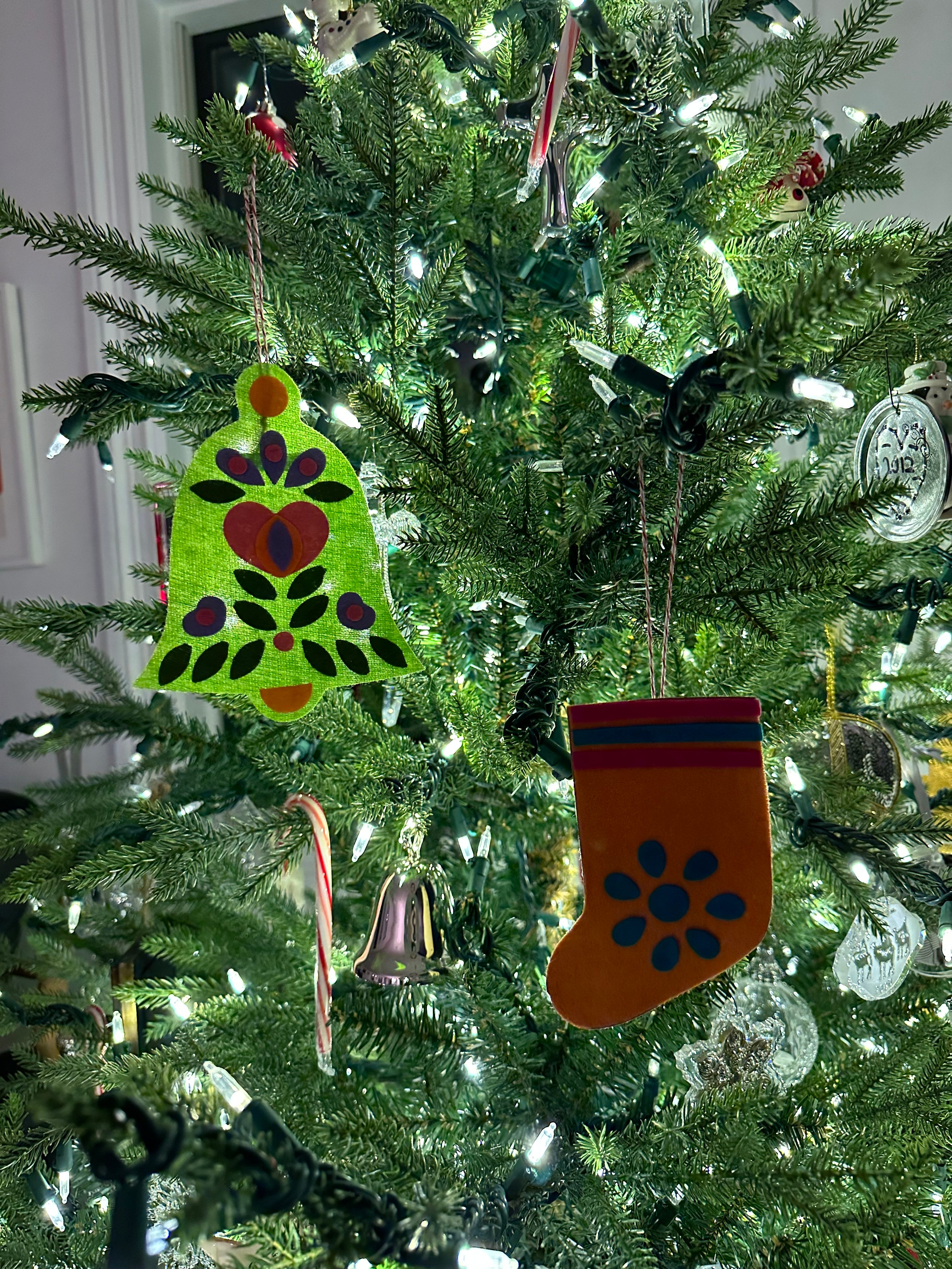 Vintage Mod Felt Bell