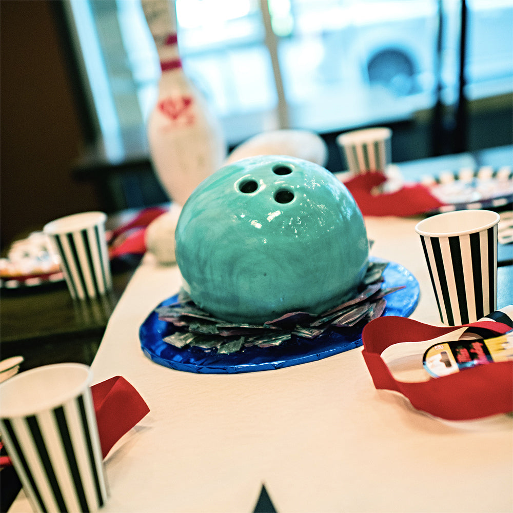 Bowling Party Tabletop Kit for 8, Yozo Studio