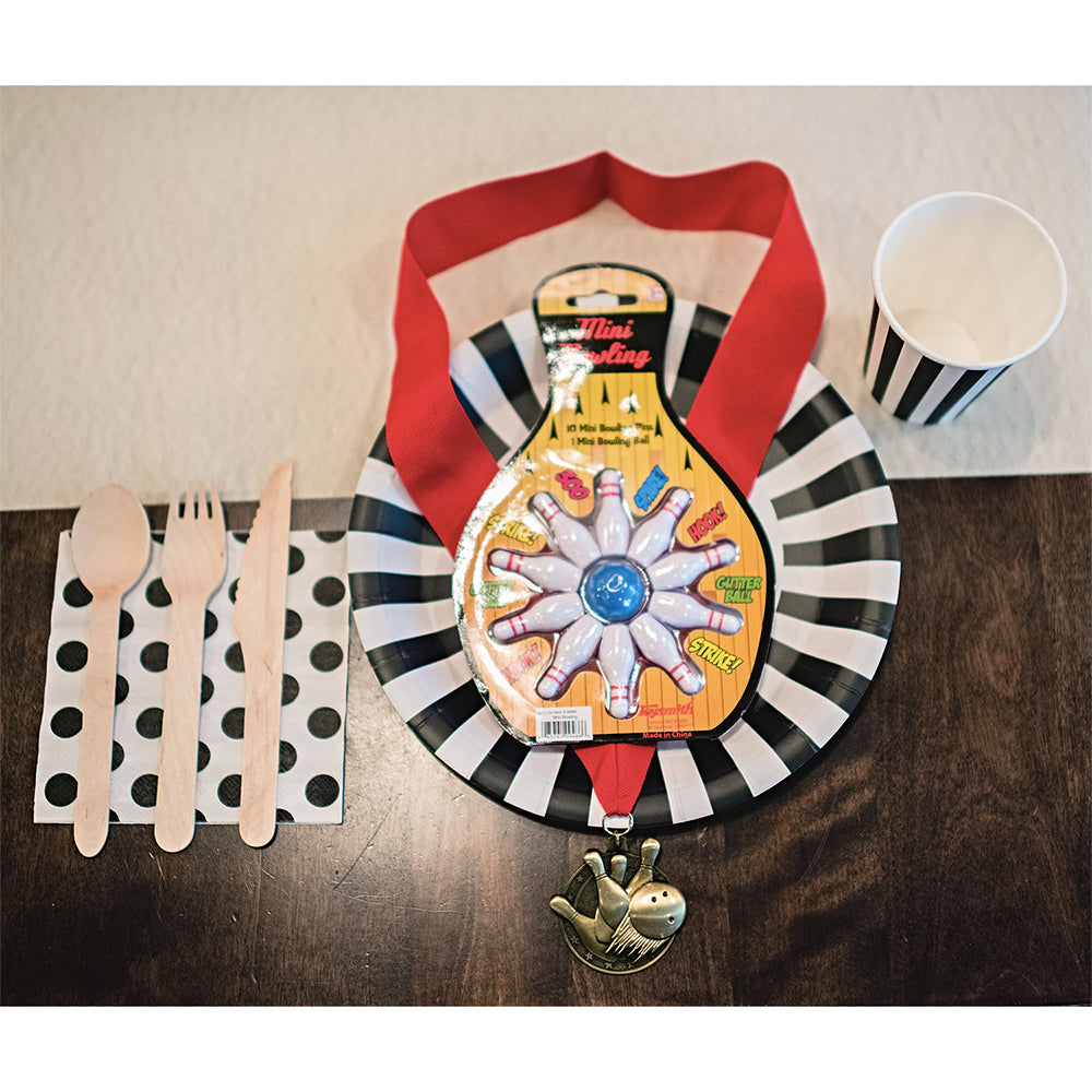 Bowling Party Tabletop Kit for 8, Yozo Studio
