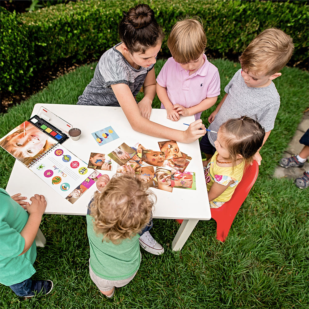 Circus Party Games Activity Kit for 8, Yozo Studio