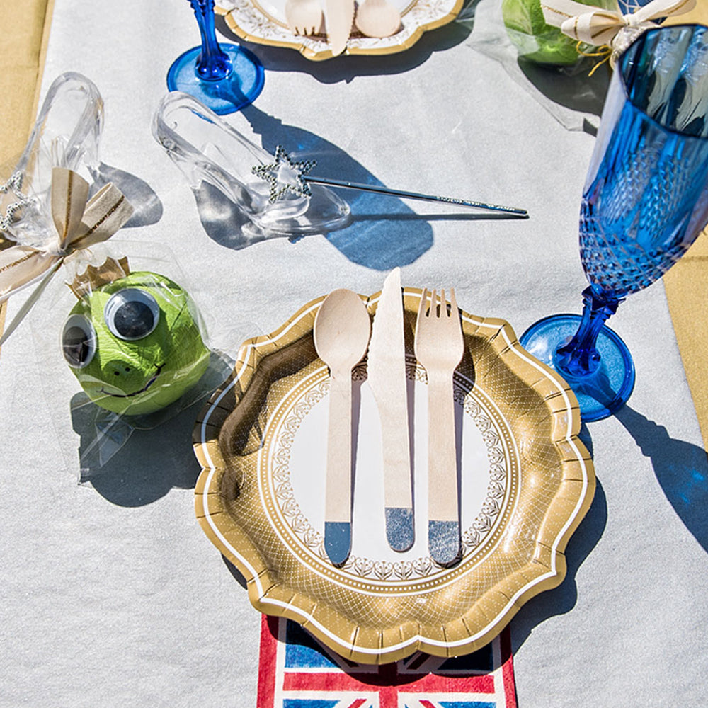 Princesses and Knights Party Tabletop Kit for 8, Yozo Studio