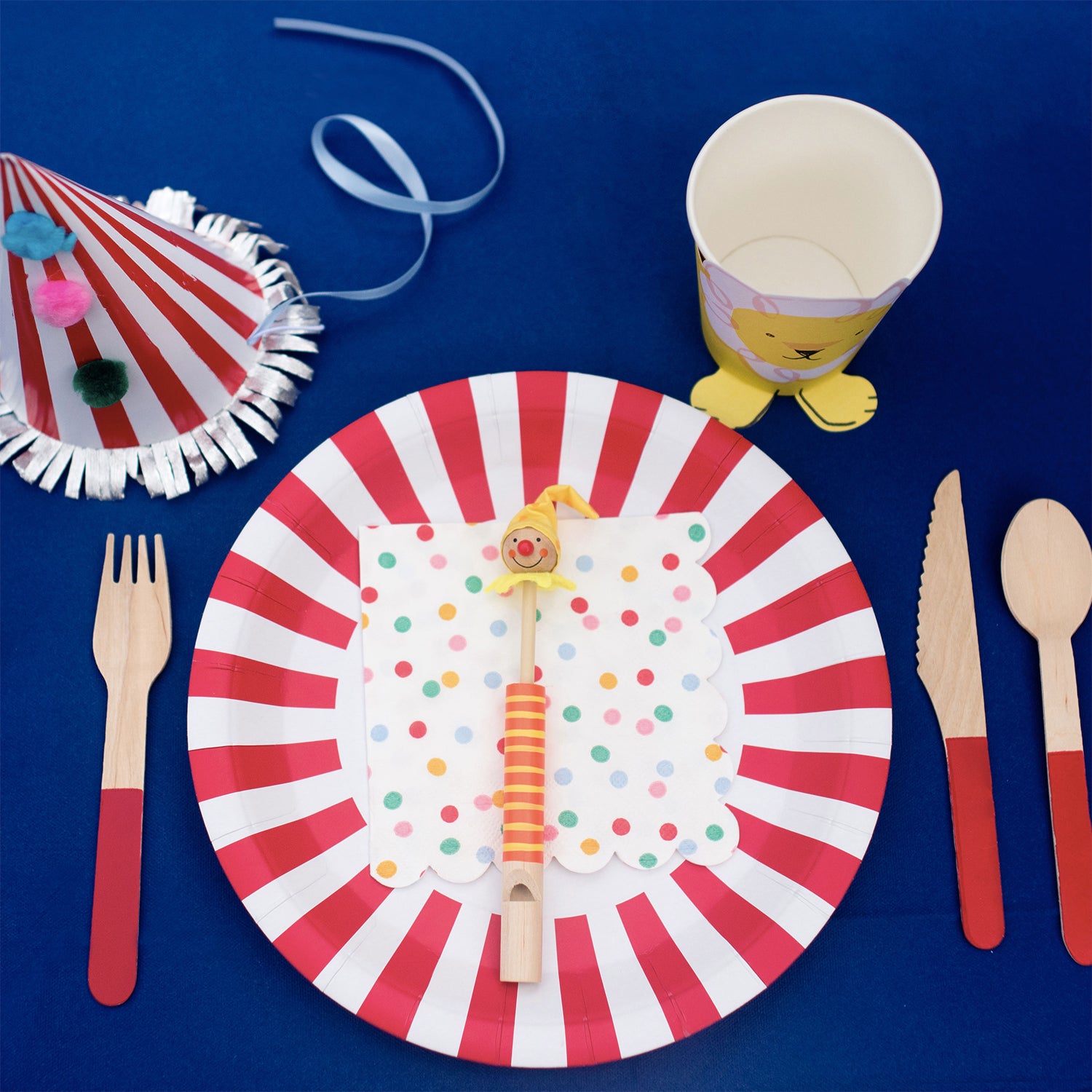 Circus Lion Party Cups, Yozo Studio